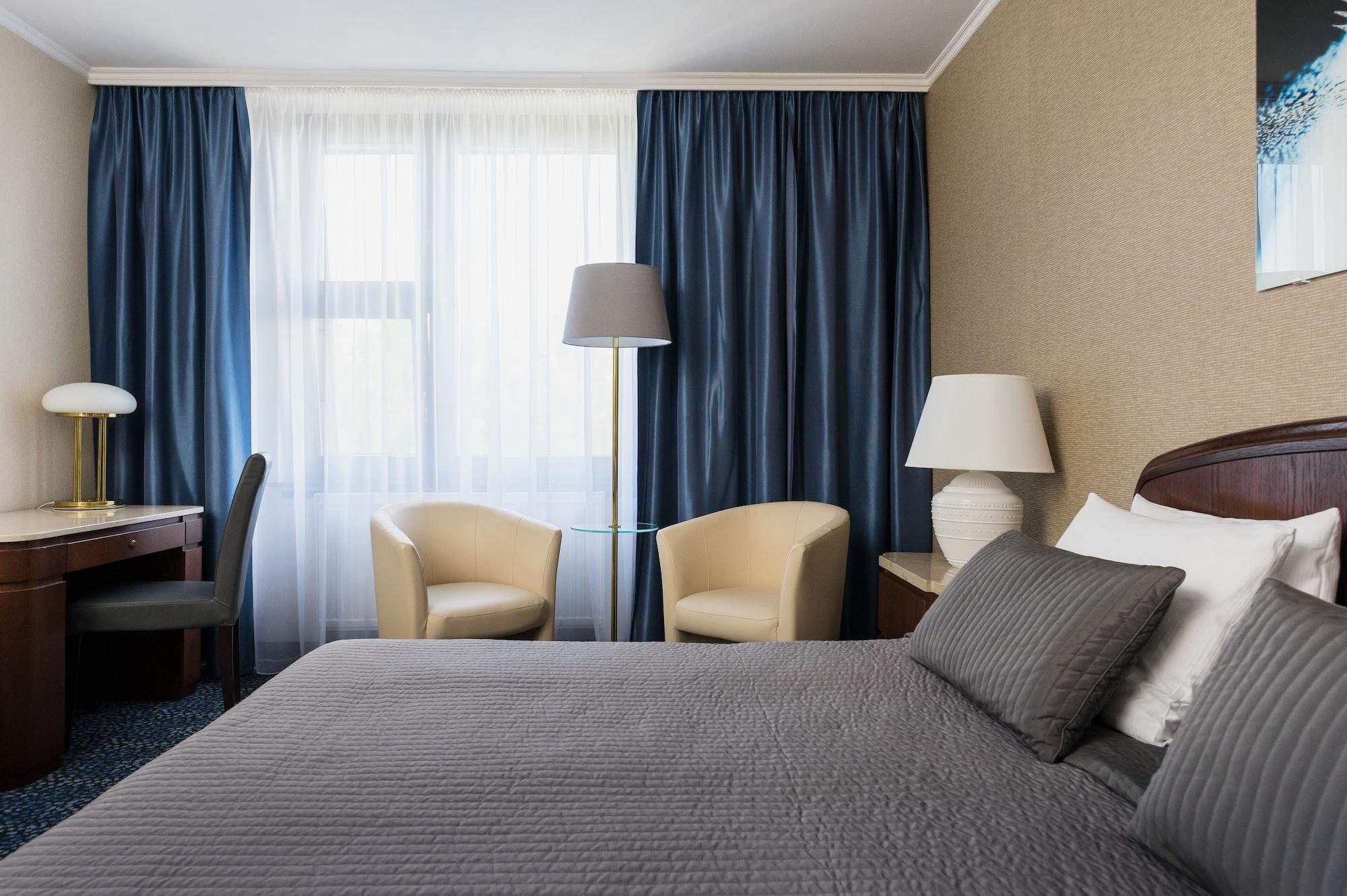& Hotel Kraków